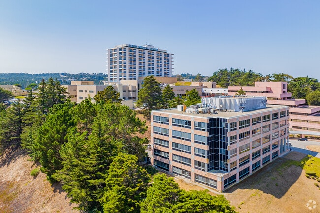 Seton Medical Center sits above St. Francis offering premium medical care.