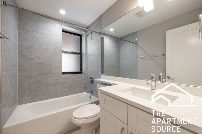 3939 N Janssen Ave unit 1, Chicago, IL 60613 - photo 7