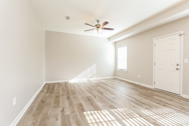 1858 Warmingfield Dr, Murfreesboro, TN 37127 - photo 4