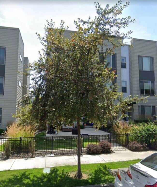 2403 W Bridge Ave, Spokane, WA 99201 - photo 5