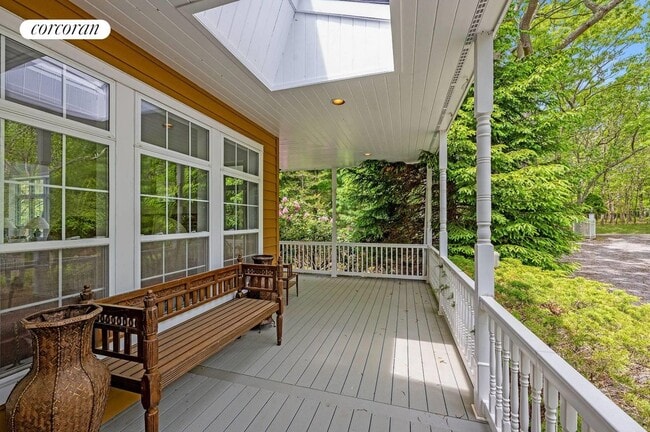 5 van Scoys Path E, East Hampton, NY 11937 - photo 4