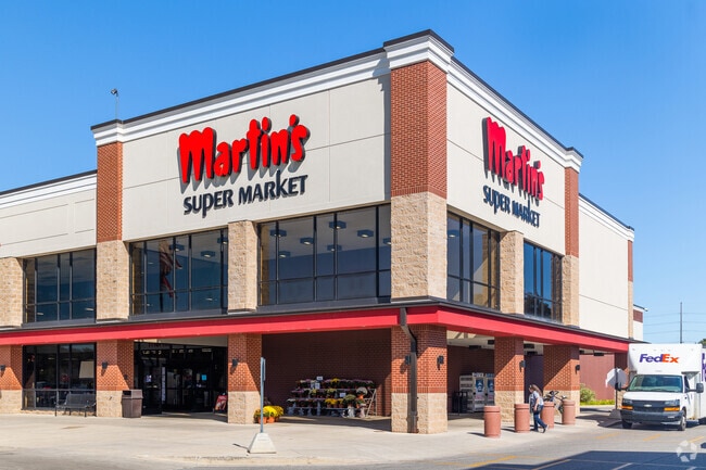 Pheasant Ridge residents can get groceries at Martins Supermarket.