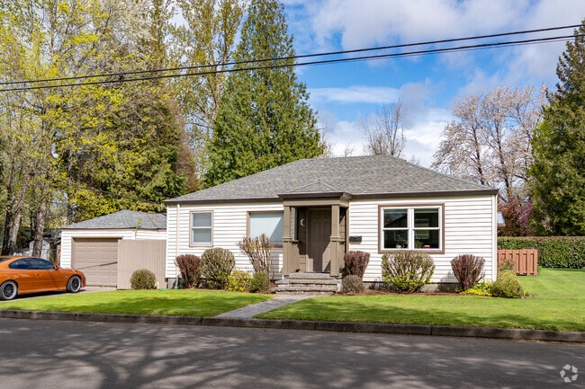 Bungalows are a common style of home found throughout Gresham.