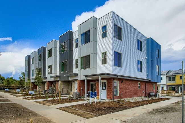 15336 W 69th Dr, Arvada, CO 80007 - photo 3