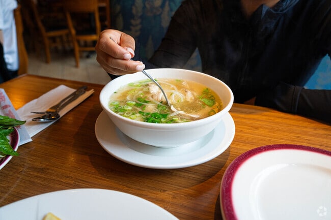 Pho Le Restaurant provides Fields Corner with delicious authentic Vietnamese cuisine.