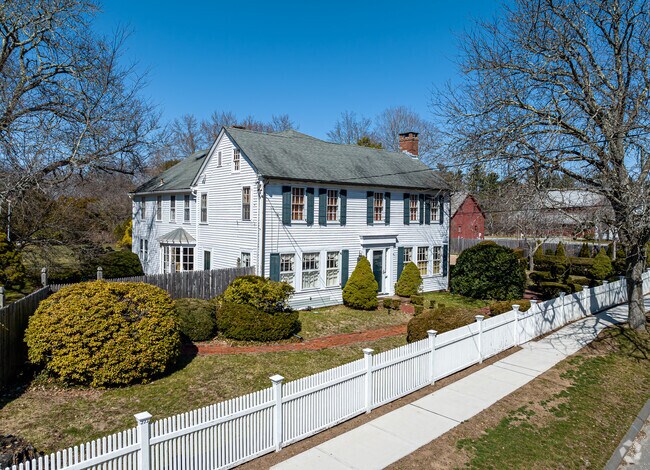 Historic home lines Main Street in Farmington’s historic district.