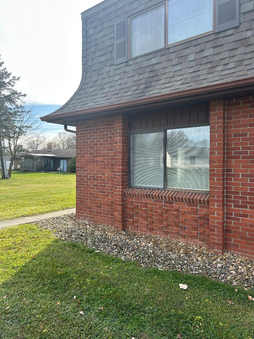 712 Moull St, Newark, OH 43055 - photo 1