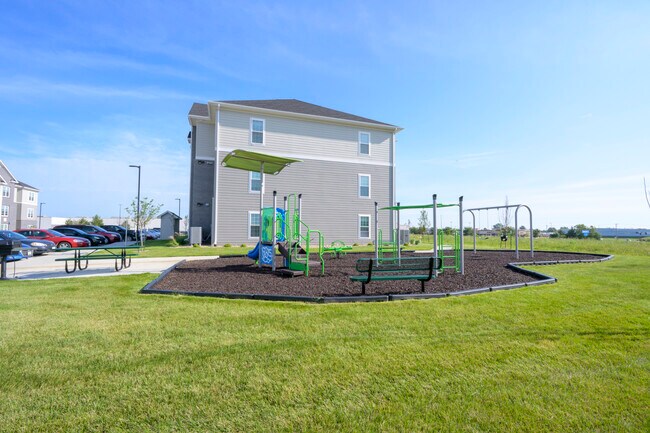 The Reserves at South Lake, Grinnell, IA 50112 - photo 4