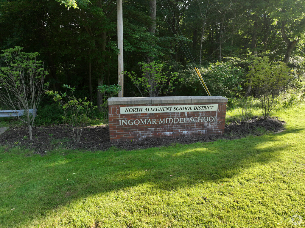 Welcome to Ingomar Middle School in Franklin Park.