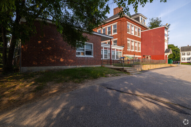 Rumford School in Concord is an elementary school serving grades 1-5.
