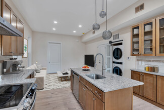5 Riverside Ave Unit First Floor, Rensselaer, NY 12144