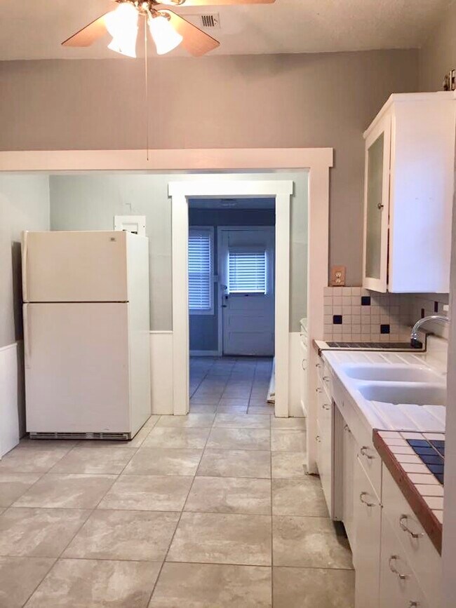 2812 NW 15th St, Oklahoma City, OK 73107 - photo 6