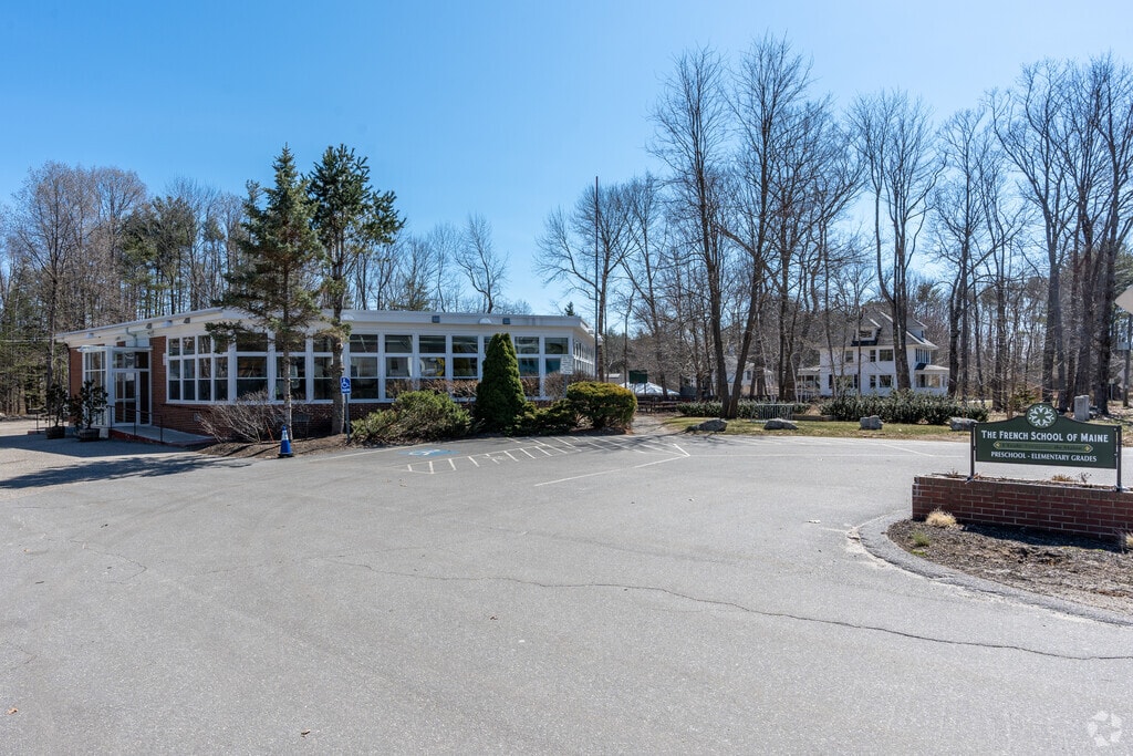 L'Ecole Française du Maine offers an educational experience in French in South Freeport.