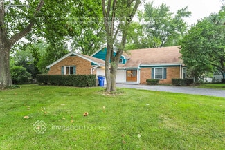 1514 Northlake Pkwy, Carpentersville, IL 60110