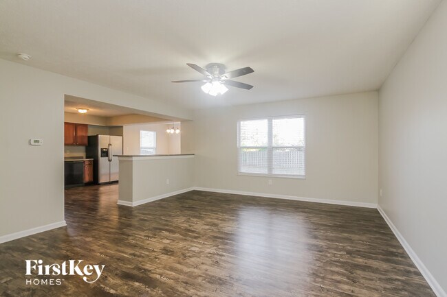 6999 N Abilene Way, Mc Cordsville, IN 46055 - photo 2