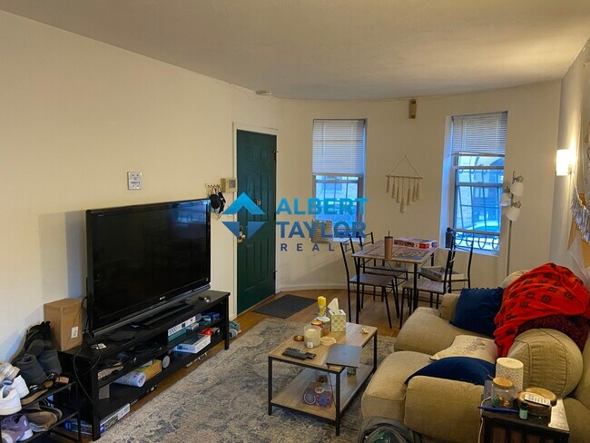 22 Saint Cyprians Place unit 2, Boston, MA 02120 - photo 6