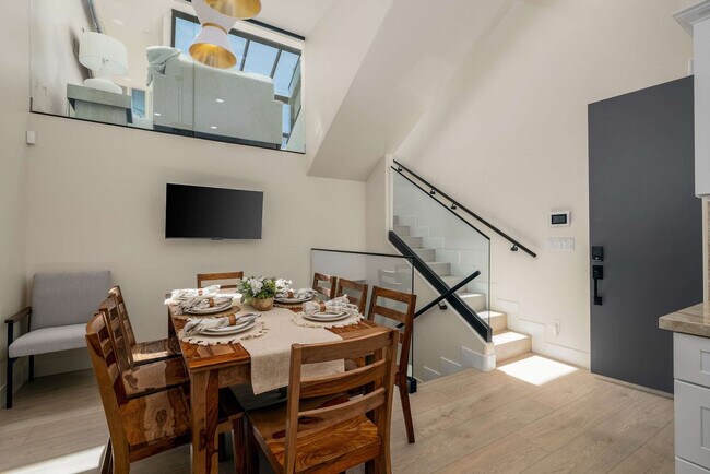 357 Playa Del Sur St unit ID1304286P, San Diego, CA 92037 - photo 6