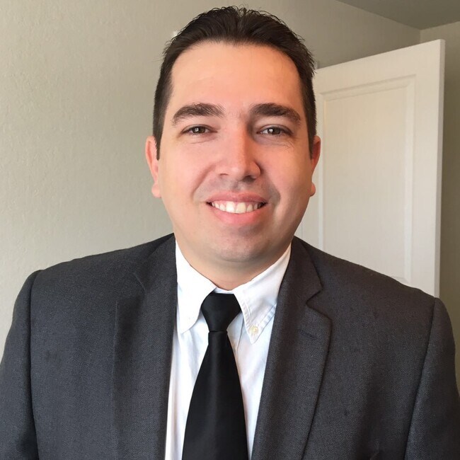 Agent Photo