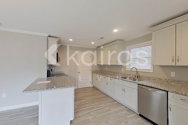 93 Old Orchard Rd, Florence, AL 35634 - photo 7