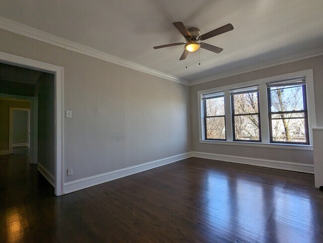1835 W Winona St unit 5075-1, Chicago, IL 60640 - photo 3