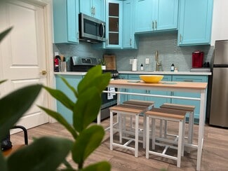 1990 Lemon Ave, Long Beach, CA 90806