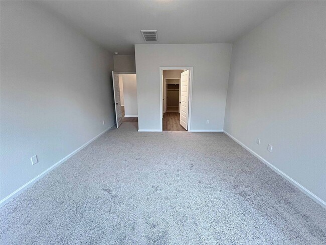 9765 Enclave Ridge Rd, Willis, TX 77318 - photo 5