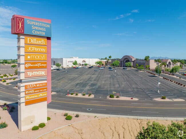 Fountain of the Sun is also located just minutes away from the Superstition Springs Center mall.