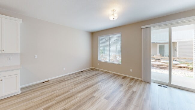 5914 Torrisdale View, Colorado Springs, CO 80927 - photo 3