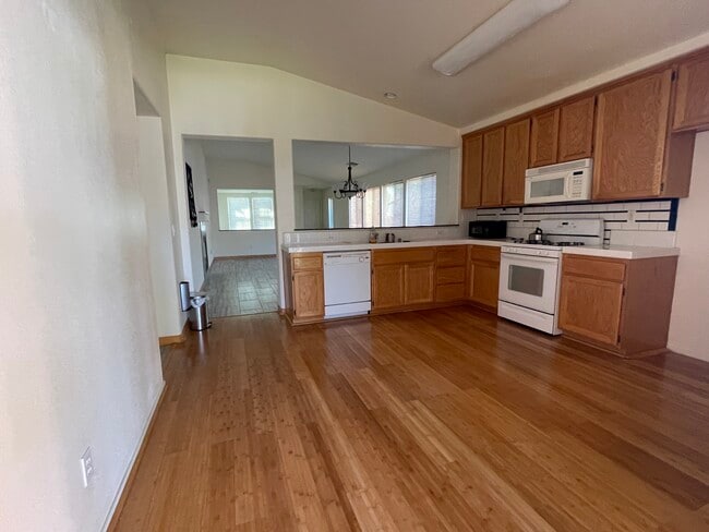 3870 Graham Island Rd, West Sacramento, CA 95691 - photo 3