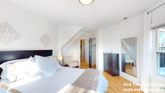 659 South St unit 1, Waltham, MA 02453 - photo 7