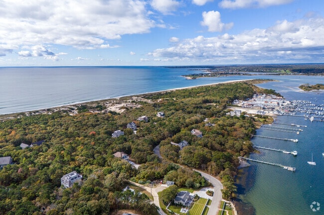From above, Great Neck reveals the Westport Yacht Club tucked into its coastal landscape.