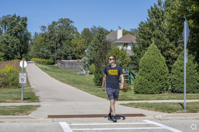 Getting around Briar Crest by foot is easy, due to its sidewalks and paved paths.