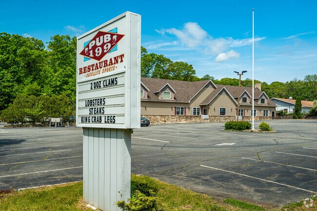 Popular restaurant Pub 199 in Mt. Arlington for fresh seafood.