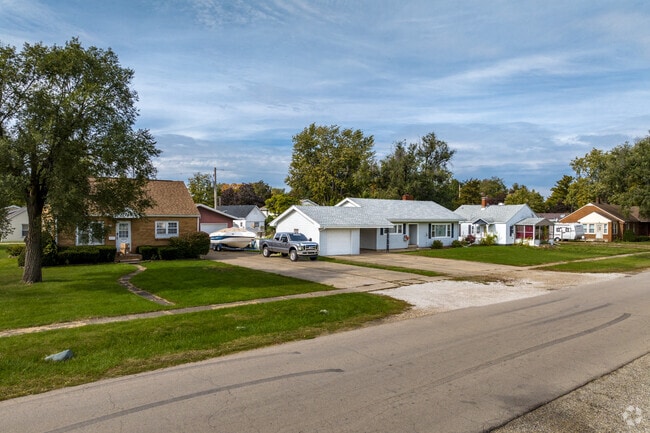 Rows of ranch homes line the streets of Chillicothe.