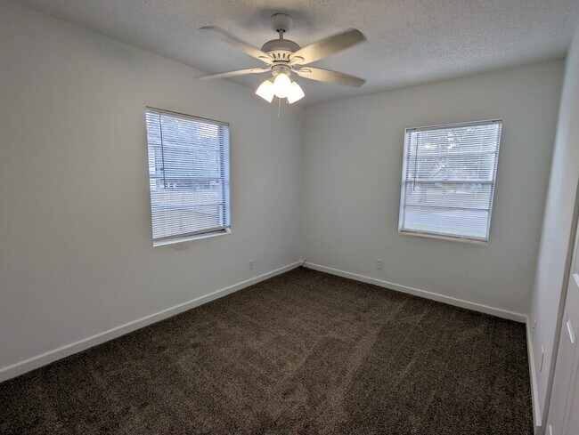 2211 Tegner Dr, Jacksonville, FL 32210 - photo 7