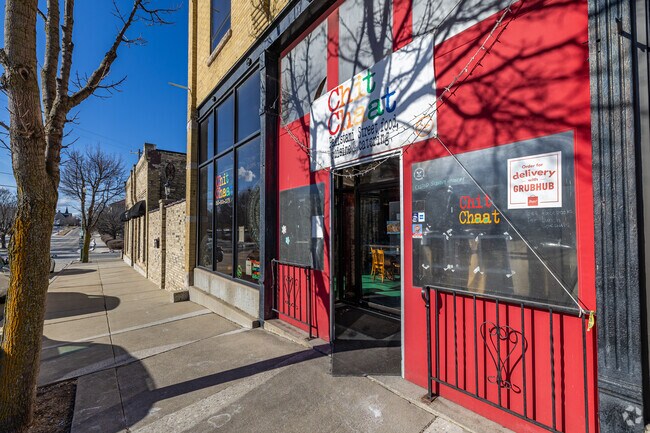 Chit Chaat in the 19th Ward has the best Pakistani Street Food in the city.
