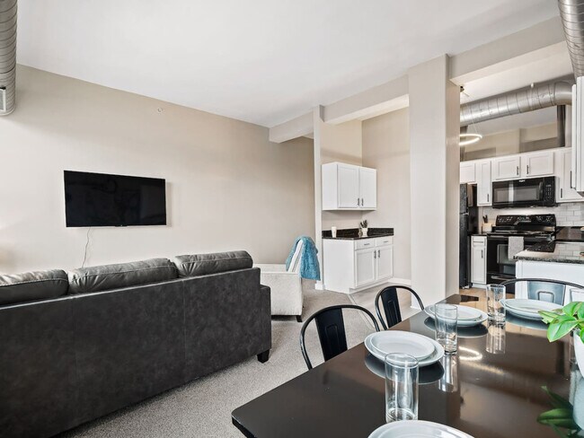 1211 W 9th St unit ID1061065P, Cleveland, OH 44113 - photo 5