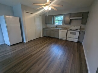 1003 S Mechanic St Unit A, Marion, IL 62959