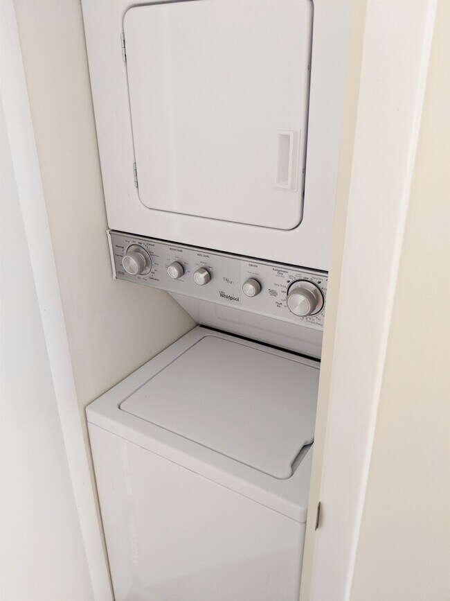In Unit Stack Washer/ Dryer Combo