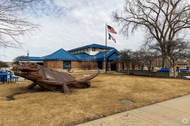 The Newton Public Library is well stocked and holds regular events and classes.