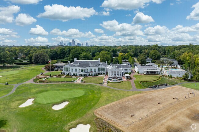 Commonwealth residents can enjoy the beautifully impressive Charlotte Country Club in the area.