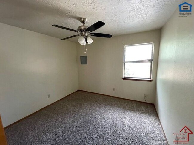 1912 SW D Ave, Lawton, OK 73501 - photo 7