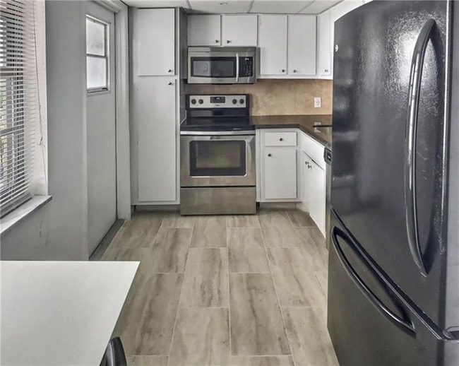 3000 N Palm Aire Dr unit 5, Pompano Beach, FL 33069 - photo 3