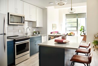 4401 Ford Ave, Alexandria, VA 22302