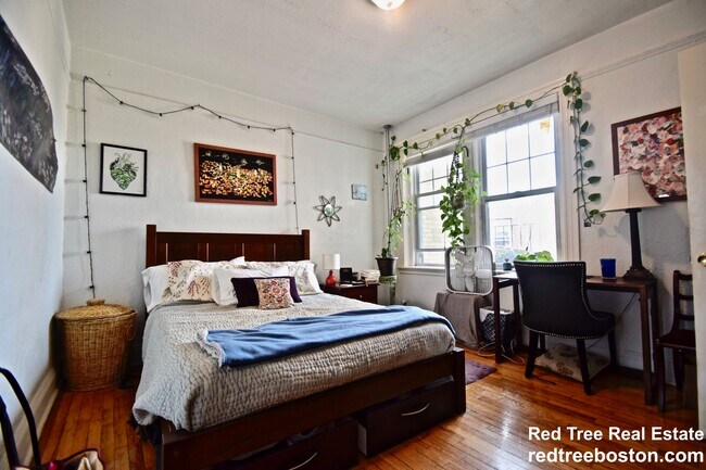 1691 Commonwealth Ave unit 33, Brighton, MA 02135 - photo 6