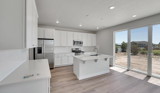 4089 W 2025 S, Taylor, UT 84401 - photo 4