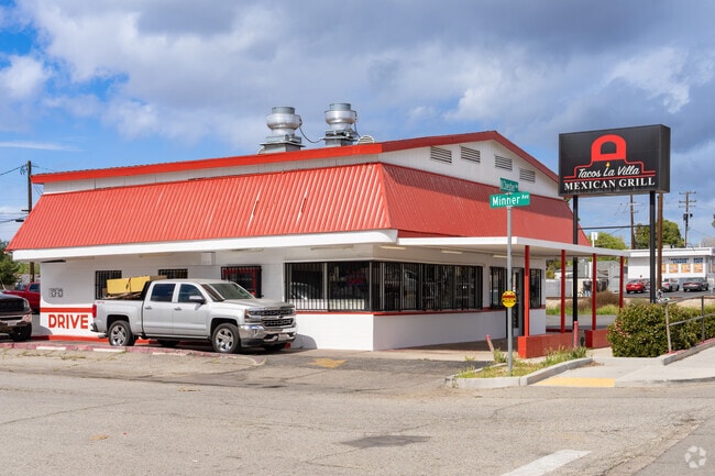 Tacos la Villa Mexican Grill is popular with the Oildale lunch crowd.