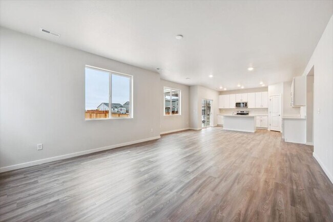 1382 Farmstead St, Brighton, CO 80601 - photo 6