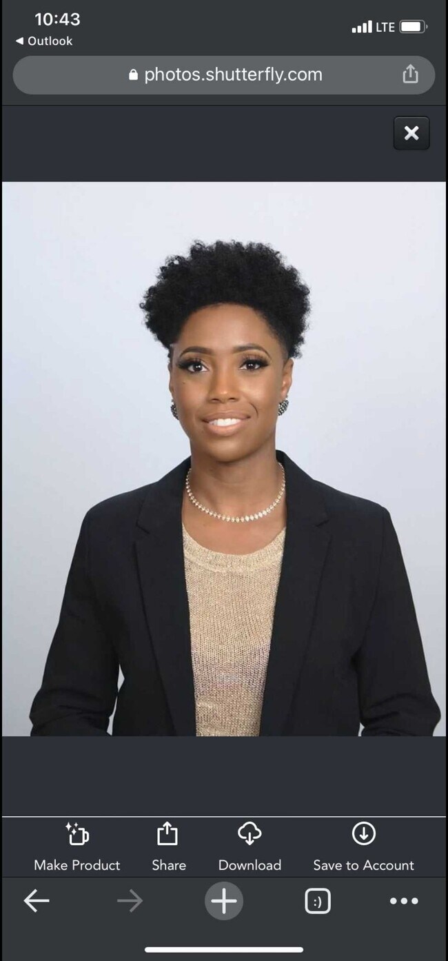 Agent Photo