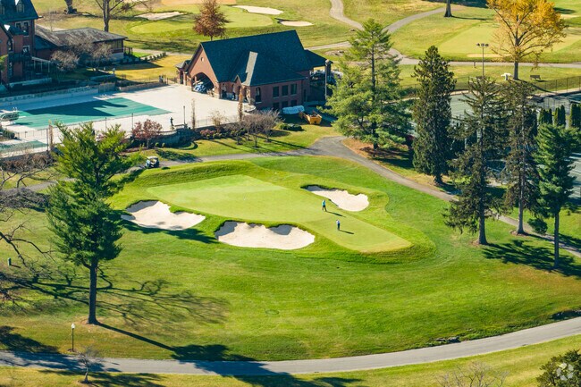 Golfers will love Hurstbourne Country Club, providing a classic and elegant golfing experience.